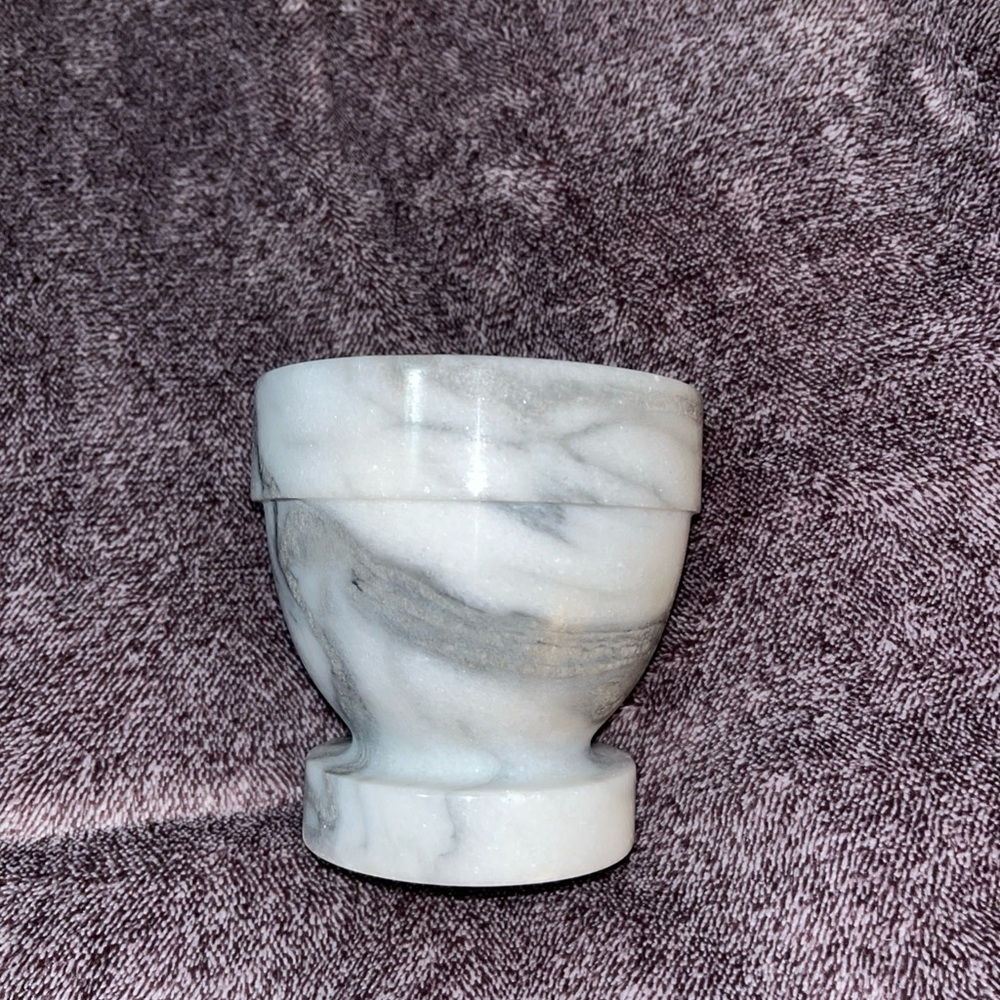 Marble Patterned mourner